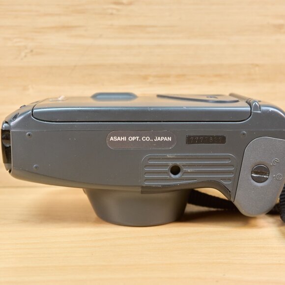 Pentax Zoom 90-WR Point and Shoot 35mm Film Camera - Picture 6 of 7